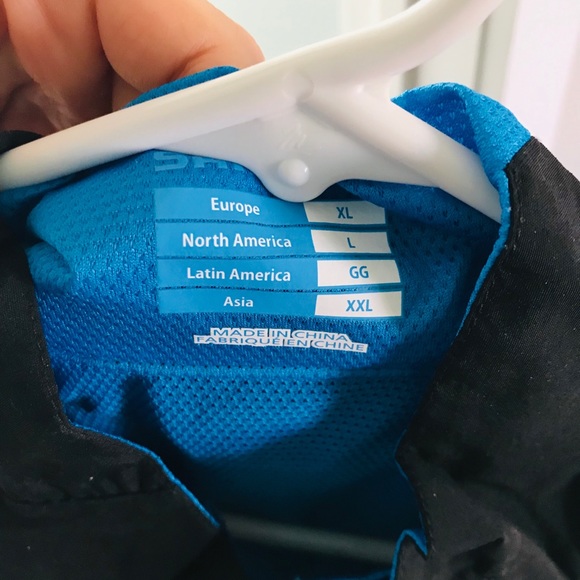 Men’s athletic jacket - Picture 2 of 3